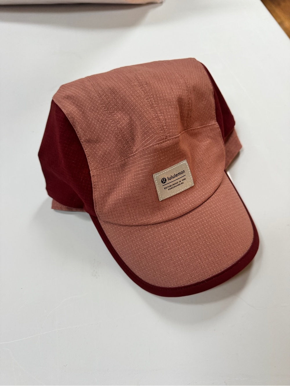 lululemon Two-Tone running hat